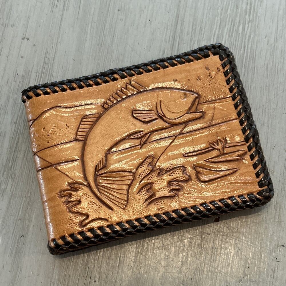 Vtg Hand Tooled Leather Bi Fold Wallet Lake Fishing Fish Scene